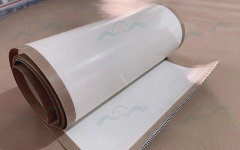 Operational Guidelines and Precautions for PTFE Conveyor Belts